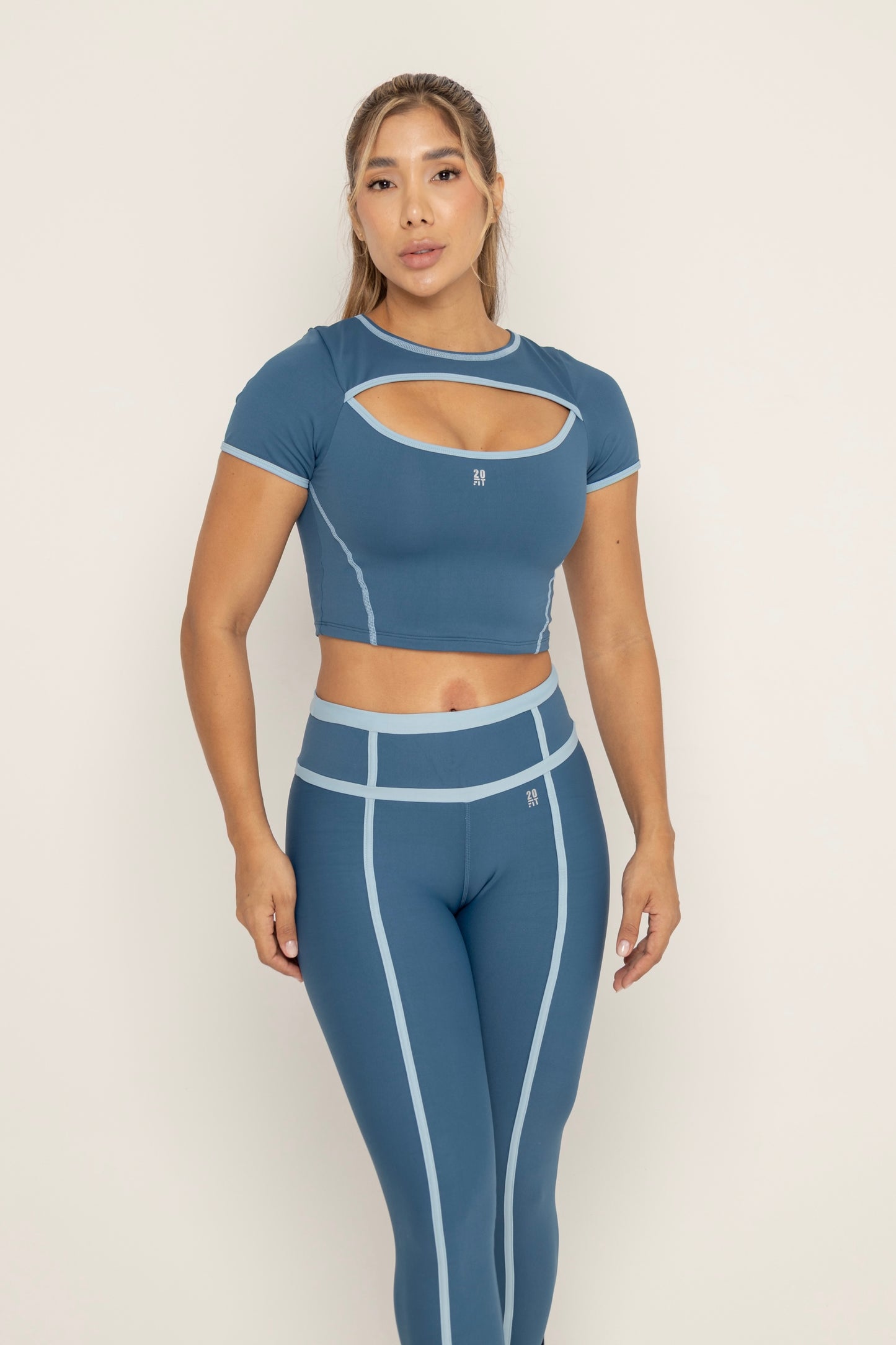 LYNE TOP