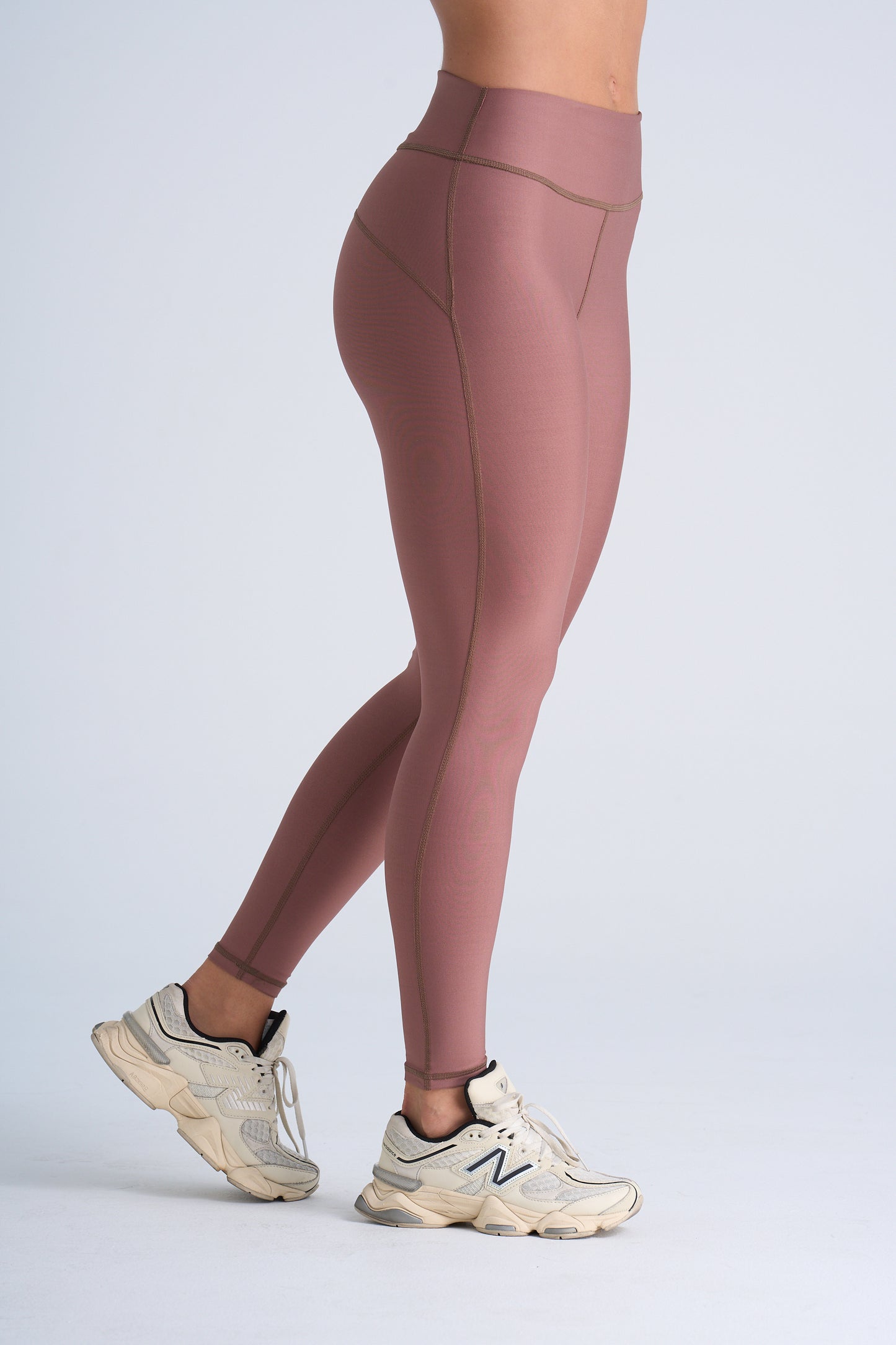 HERA LYCRA