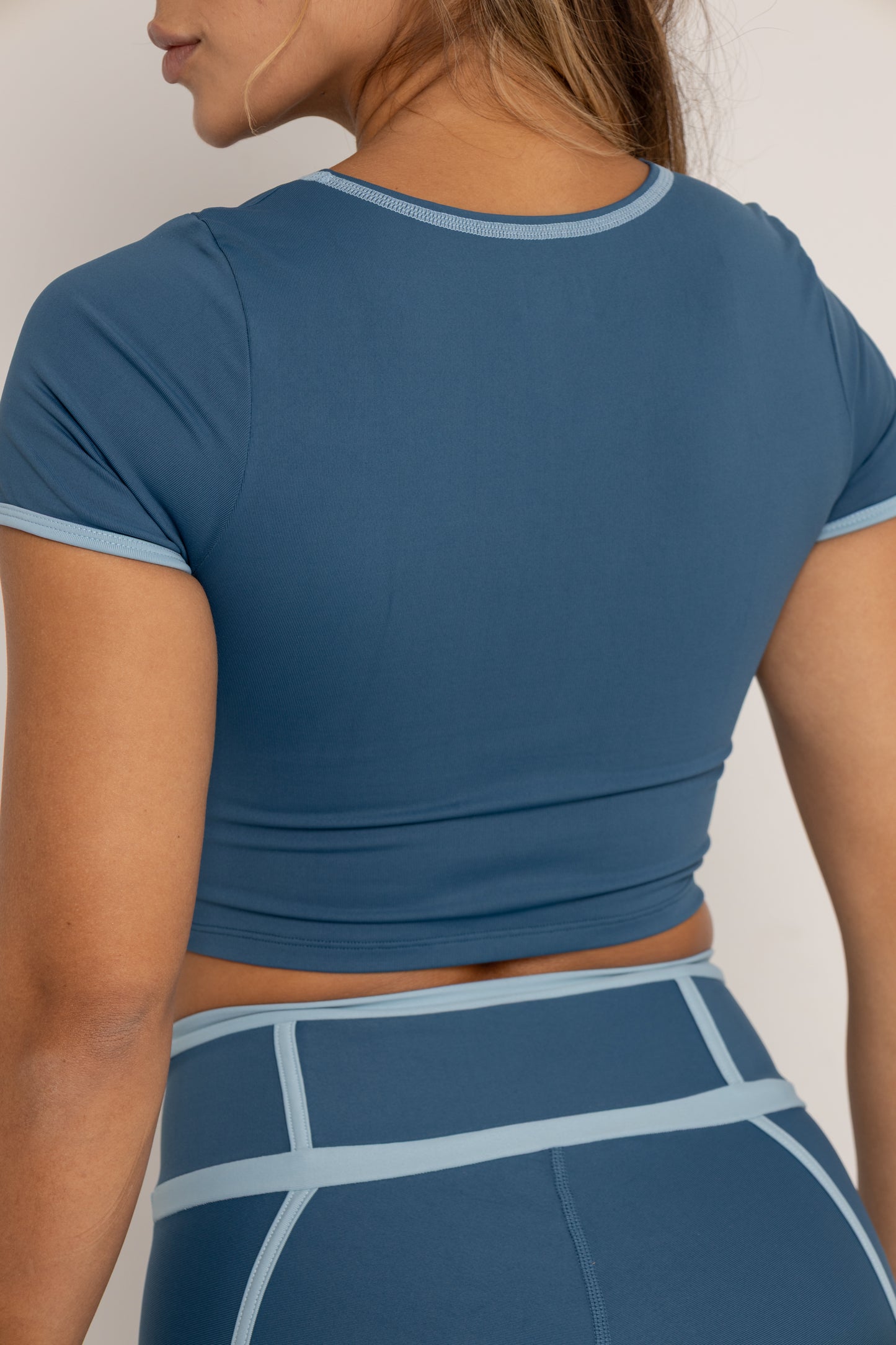 LYNE TOP